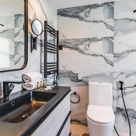 Apartment The Diamond Of Banus With Seaviews
