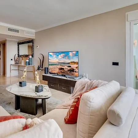 Apartment The Diamond Of Banus With Seaviews Marbella